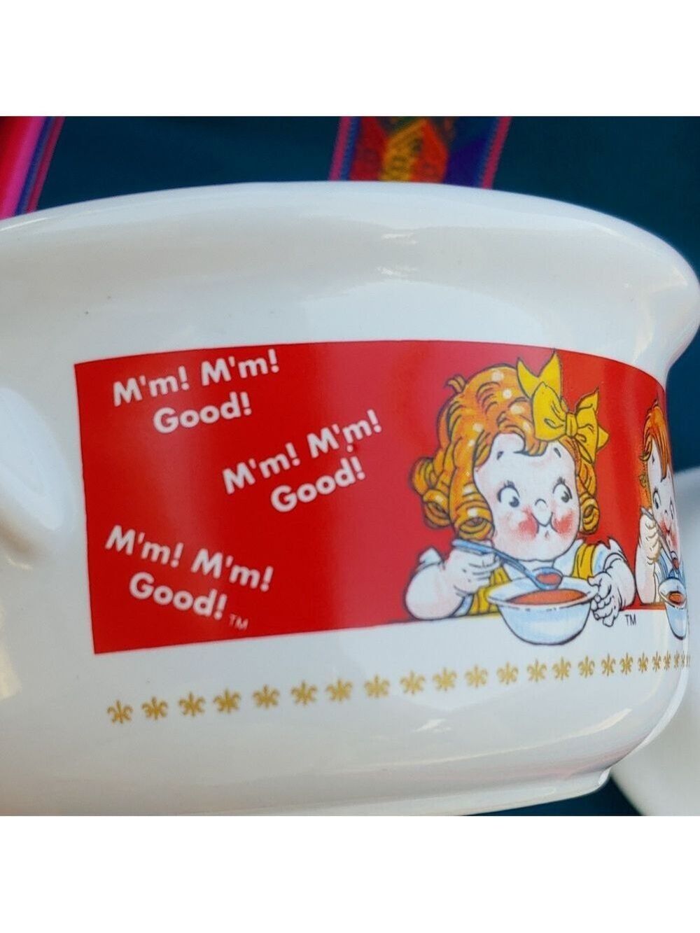 Campbell's 1998 Vintage White and Red Ceramic Soup Bowl with Lid - Picture 13 of 16